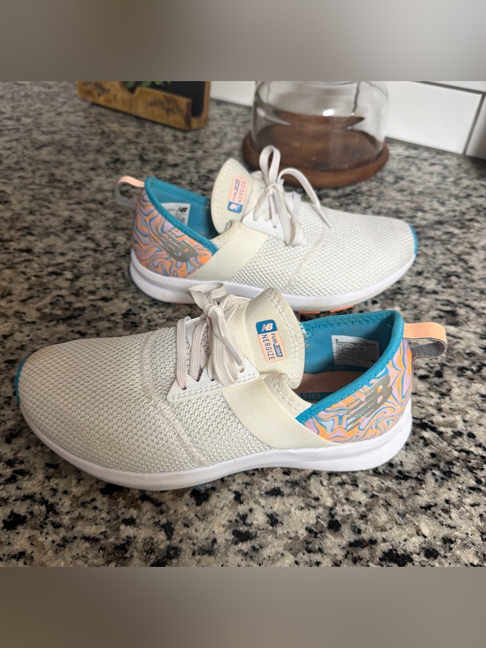 New Balance Womens Fuelcore Nergize V1 White Minimalist Sneakers Shoes, 6.5